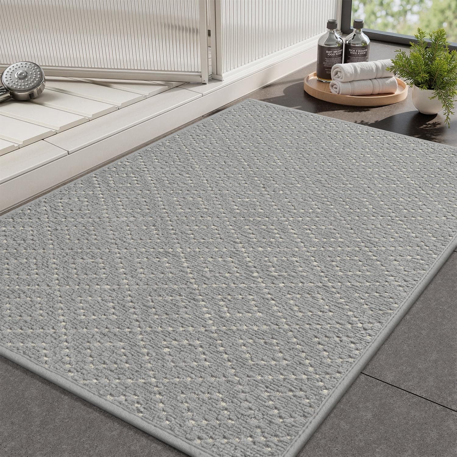 Amazon – AMOAMI Thin Quick-Dry Bath Mat - -